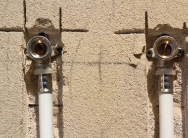 Faldstamme renovering - priser, faktorer, guide