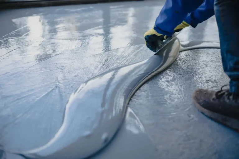 Find ud af hvad epoxy gulv koster i 2025